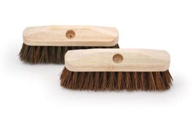 ValueX Deck Scrubbing Brush & 4 Foot Handle 0906215