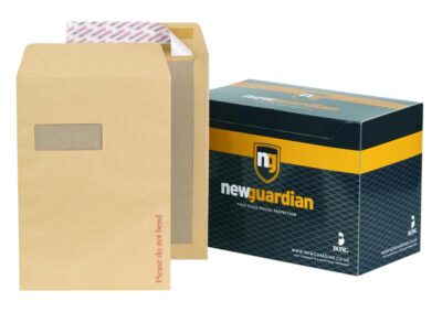 New Guardian Board Backed Envelope C4 Peel and Seal Window Power-Tac 130gsm Manilla (Pack 125) - B26526